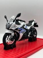 Moto Suzuki gsxr 💙1/10(23cm) – Image 2