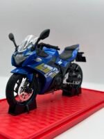 Moto Suzuki gsxr 💙1/10(23cm) – Image 3