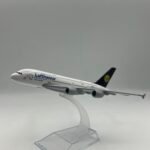 Avion  (17cm) 8 compagne disponible