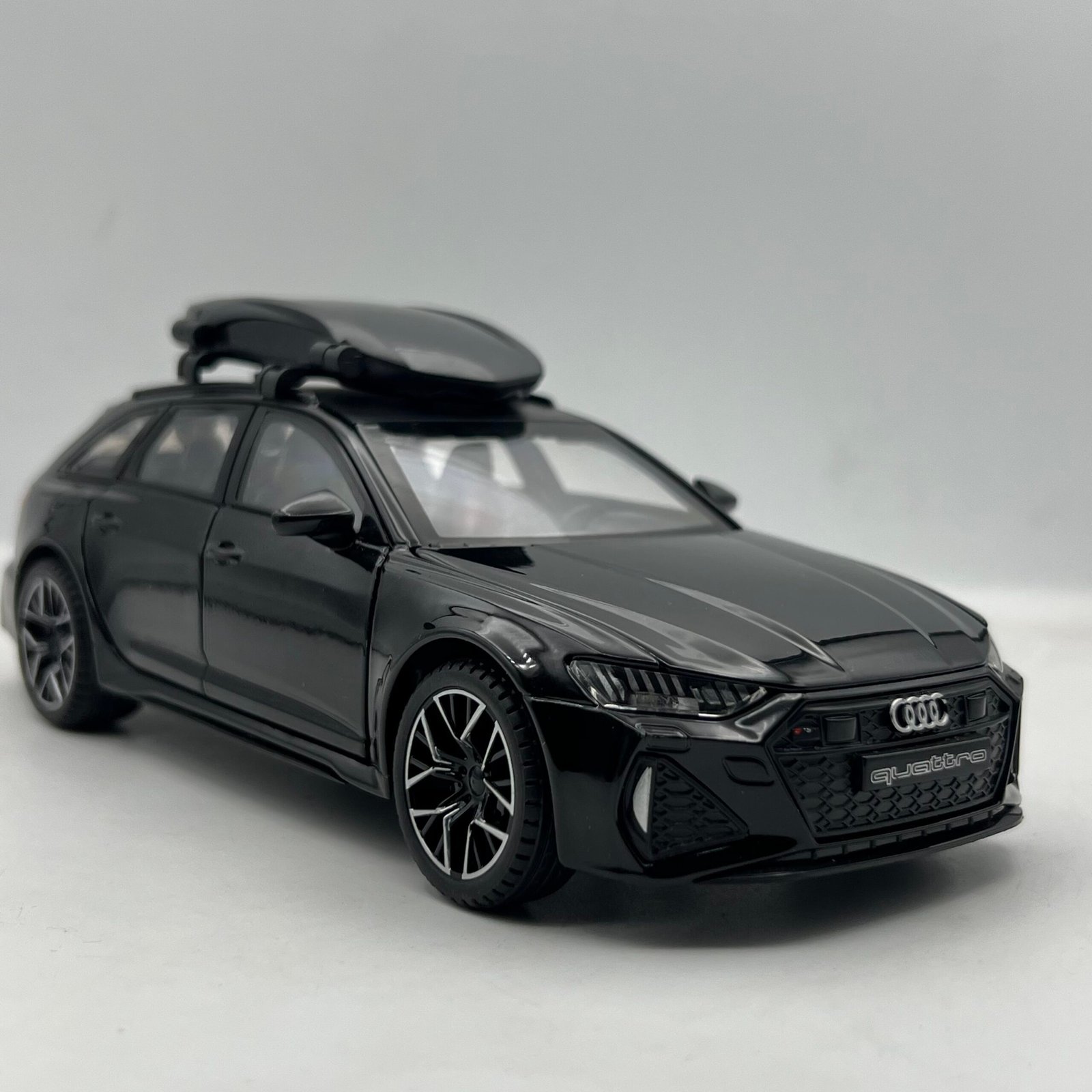 img_6048-2 Audi RS6 1/24(23cm) – Image 1