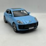 Porsche macan 1/32(17cm)