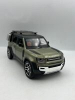 Range rover defender 1-24 (23cm)