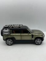 Range rover defender 1-24 (23cm) – Image 7