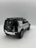 Range rover defender 1-24 (23cm) – Image 4