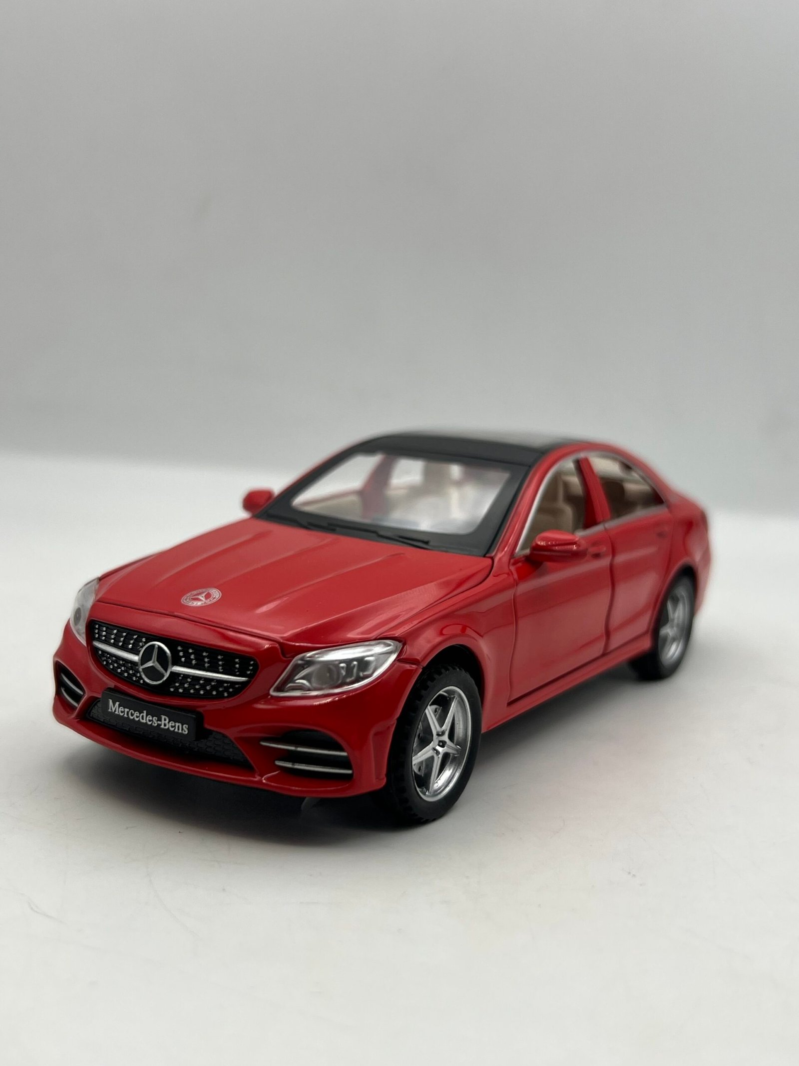img_7114 Mercedes c220 1/32(17cm) – Image 1