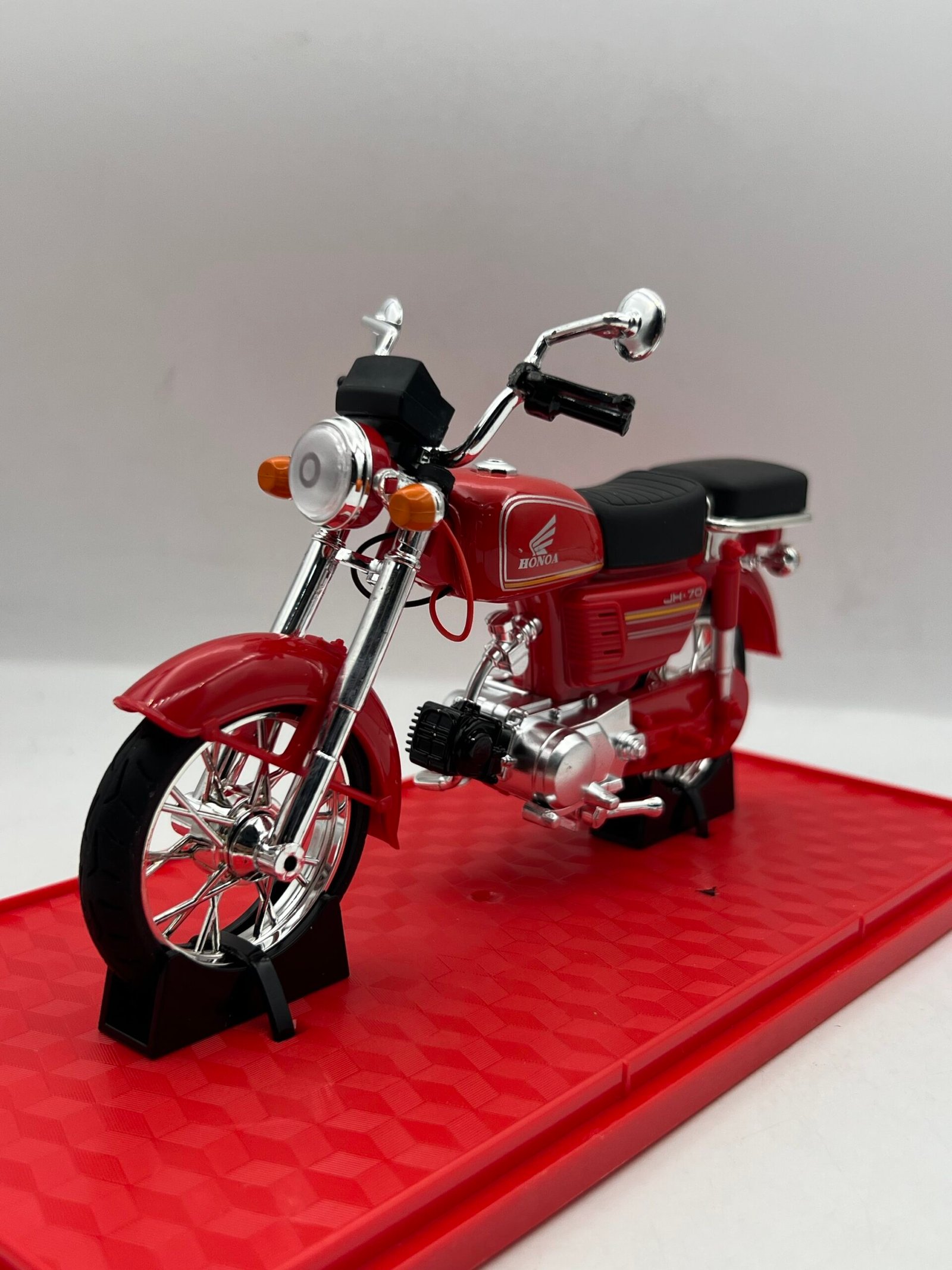 img_7329-2 Moto jh-70 honda 1/10(23cm) – Image 1