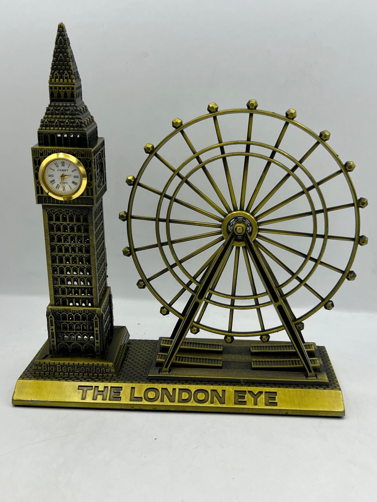 img_7337 Status london eye en métal 23cm – Image 1
