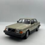 Volvo 240 1/24(23cm)