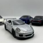 Lot de 05 voiture sport 1/36(12cm)