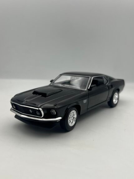 Ford Mustnag boss 1967 1/24(23cm)
