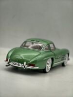 Mercedes Sl300 1/24(23cm) – Image 8