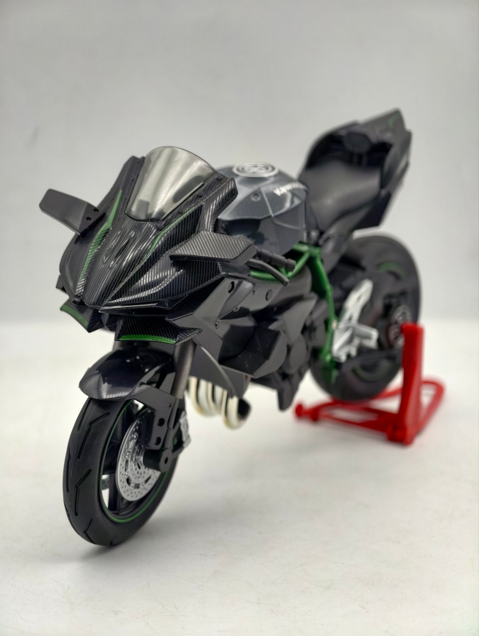2025/12/1000024419-scaled.jpg moto Kawasaki H2R 1/10(22cm) – Image 1