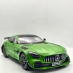 Mercedes AMG GT 1/18(30cm)