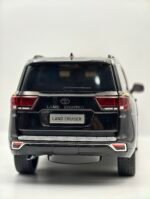 land cruiser V8 toyota 1/18(32cm) – Image 4