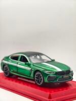 bmw m8 1/24(23cm)
