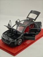 Audi A8 1/24(23cm) – Image 5