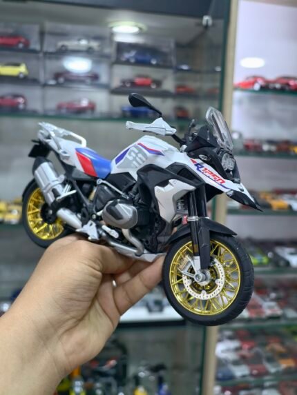 BMW moto gs1250 1/9(27cm)