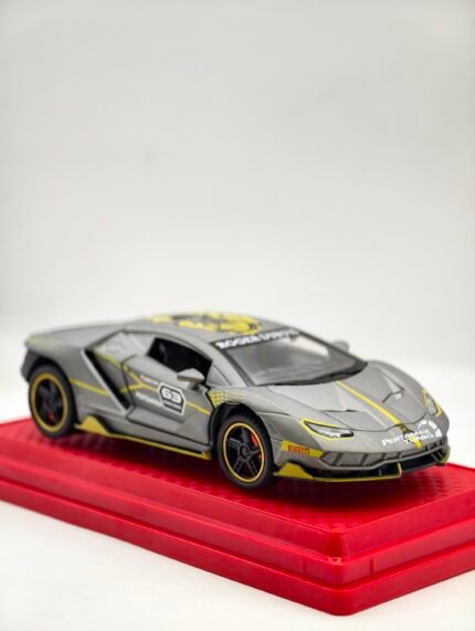 Lamborghini Lp770 1/32(17cm) boite aquarium