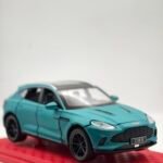 aston martin 1/32(17cm) boite aquarium