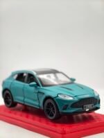aston martin 1/32(17cm) boite aquarium
