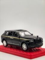 Rolls Royce cullian 1/32(17cm) boite aquarium – Image 9