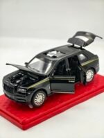 Rolls Royce cullian 1/32(17cm) boite aquarium – Image 8
