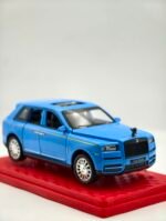 Rolls Royce cullian 1/32(17cm) boite aquarium