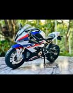 BMW moto S1000Rr 1/9(27cm)