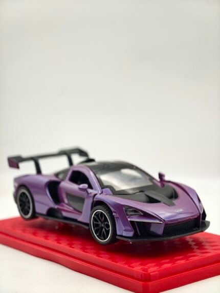 Mclaren senna 1/32(17cm) boite aquarium