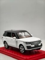 Range rover Vogue 1/32(17cm) boite aquarium – Image 2