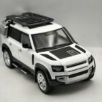 range rover defender 1/18(29cm) officiel licenced