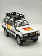 80  Land cruiser Toyota  off-road – Image 4