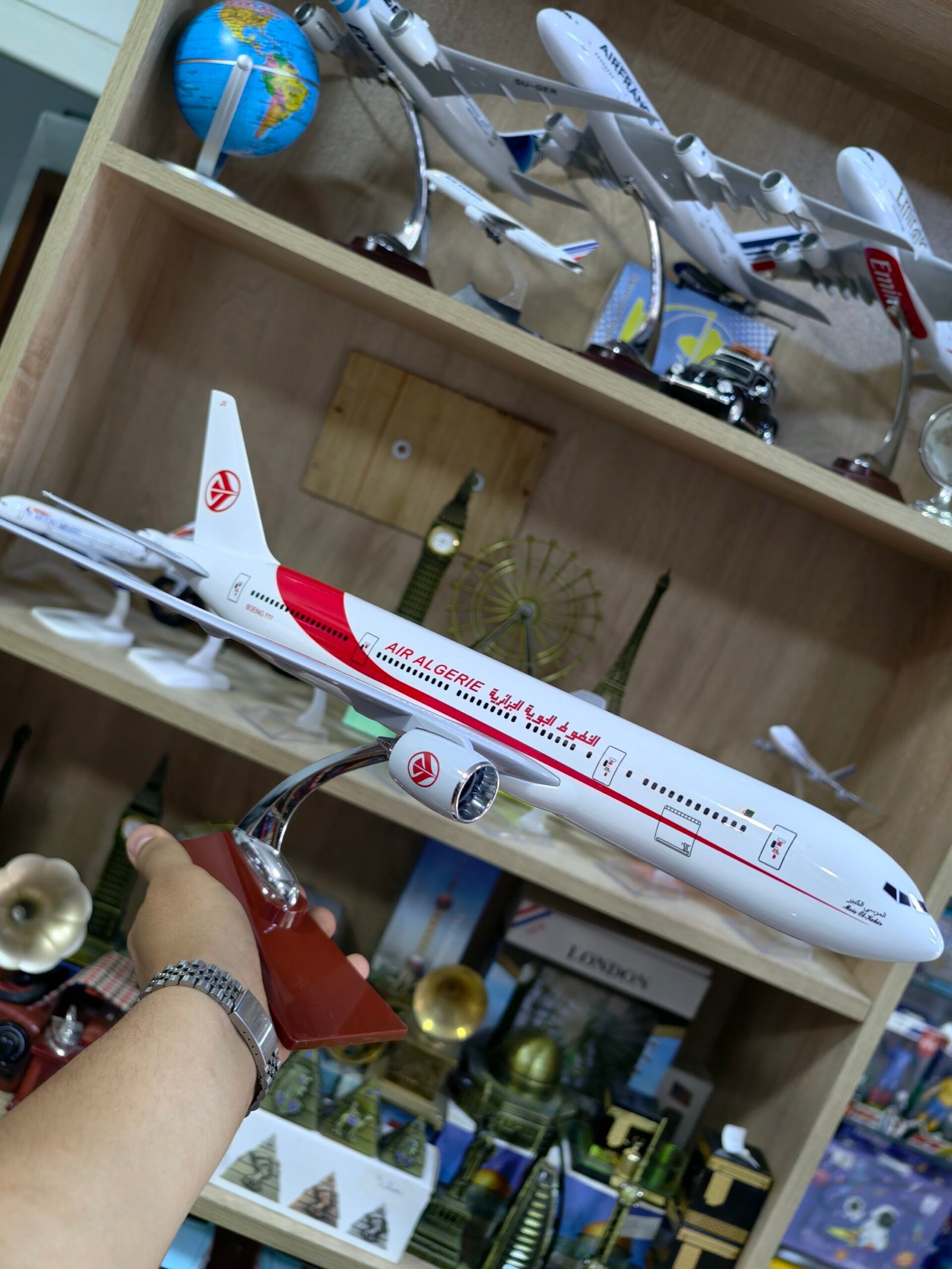 2026/06/1000055279-1-scaled.jpg avion maquette 52~42cm (مليون و 800) – Image 1