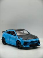 1 Lamborghini urus mansory 1/24(23cm)