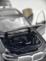 BMW M5 530 1/24(23cm) – Image 8