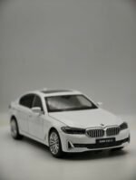 BMW M5 530 1/24(23cm) – Image 6