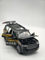 Toyota Land cruiser 1/32(17cm) – Image 2