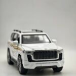 Toyota Land cruiser 1/32(17cm)